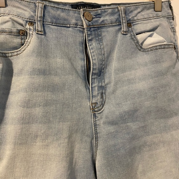 🎉Aeropostale Light Wash Denim “The Norma Jean” - Picture 3 of 6